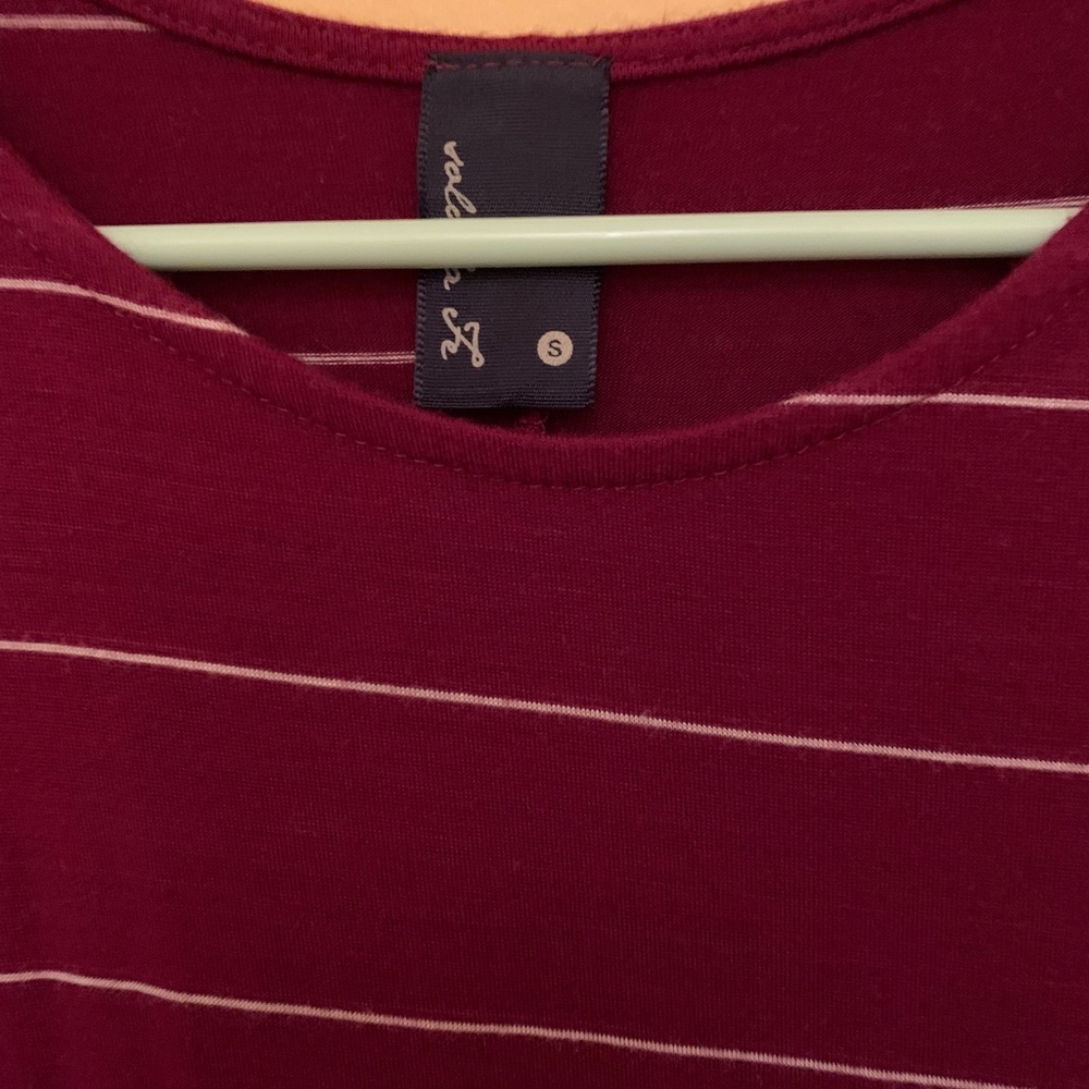 Maroon dress - Picture 2 of 2